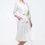 NEVA bela haljina, slikana spreda.