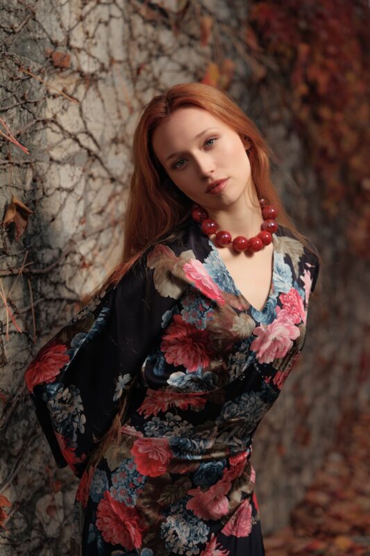 crna-dezen-dina-haljina-editorijal