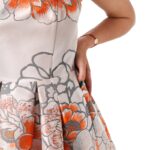 DARLA haljina midi duzine od brokata– close up